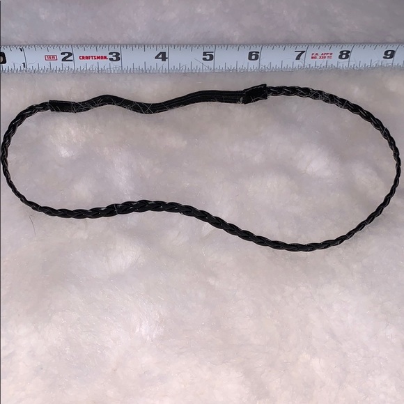 Comfortable black stretchy headband - Picture 2 of 2